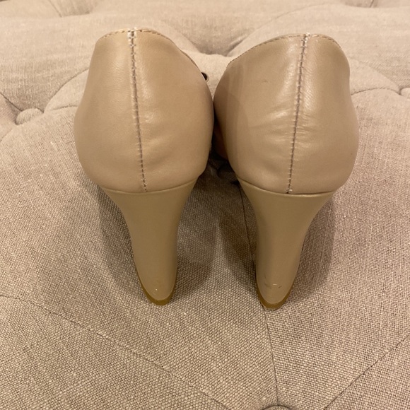 Moda Spana Pumps - Picture 3 of 7